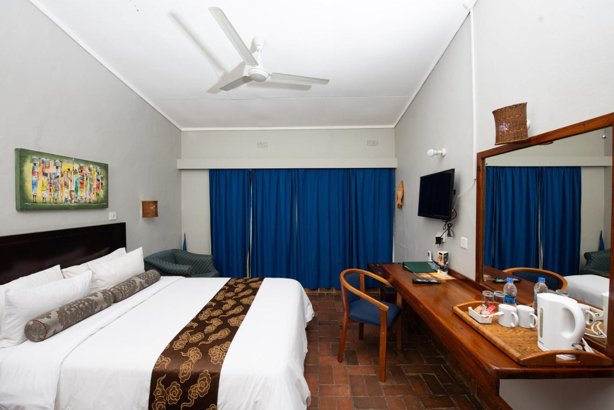 Hotel Sunbird Chintheche Nkhata Bay Exteriér fotografie