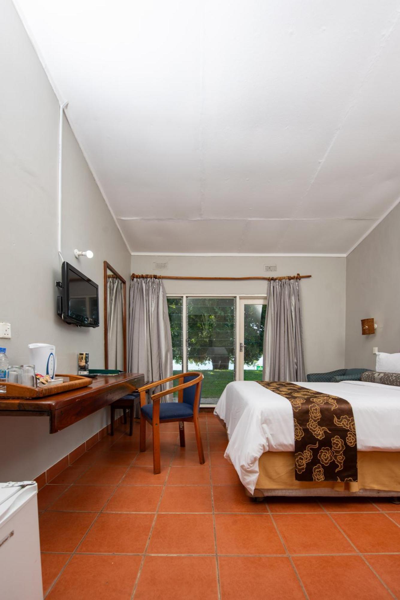 Hotel Sunbird Chintheche Nkhata Bay Exteriér fotografie